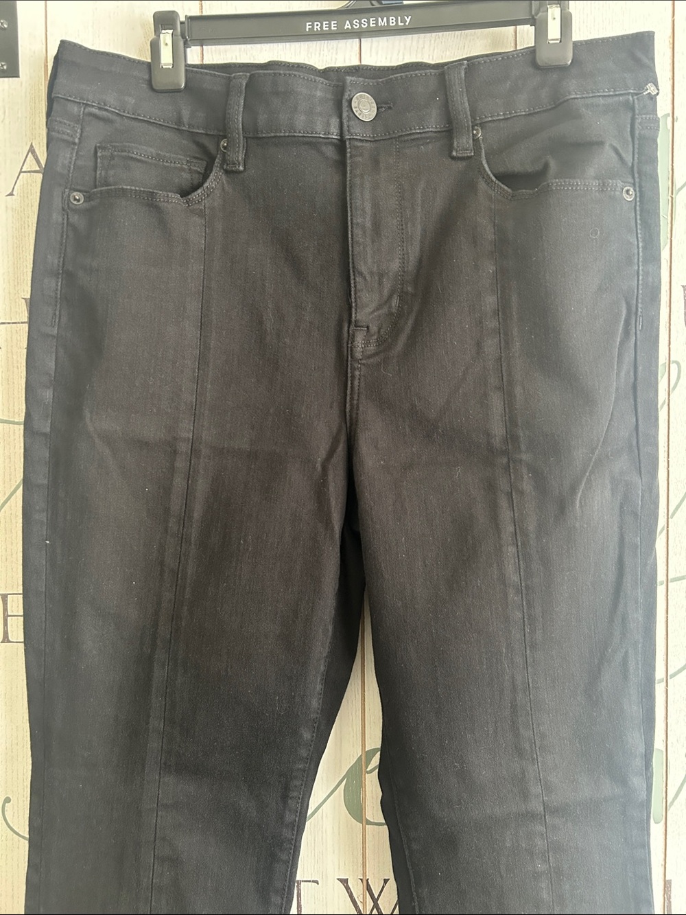 American Eagle Hi-Rise Skinny Kick next level stretch Black Jeans - size 14 - Picture 2 of 8